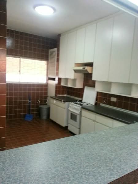 Ridgewood Condominium, 3 Ridgewood Close, 3 Bedrooms, 1,615 sqft, Condominium For Rent, by Hazel Kwek, 10902164 - PropertyGuru.com.sg