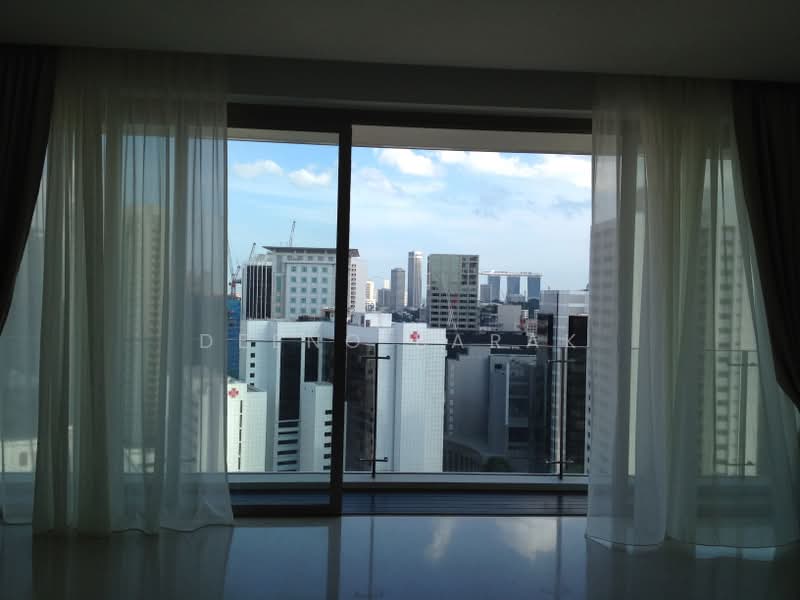 Scotts Square, 8 Scotts Road, 3 Bedrooms, 1,249 sqft, Apartment For Rent, by Terence Tang, 10996223 - PropertyGuru.com.sg