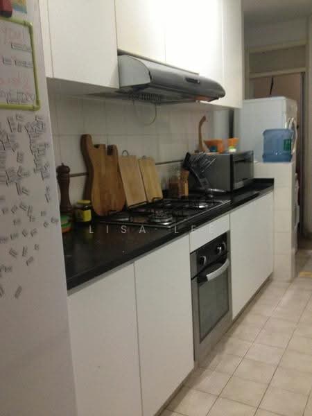 Maplewoods, 985 Bukit Timah Road, Clementi Park / Upper Bukit Timah, 3 Bedrooms, 1,400 sqft, Condominium For Rent, by Lisa Lee, 11018183 - PropertyGuru.com.sg