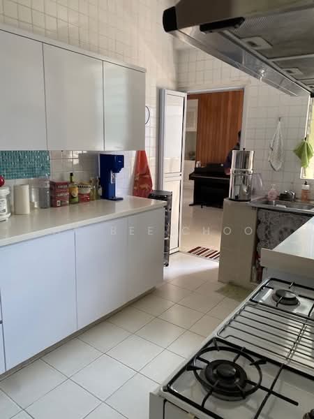 Kum Hing Court, 36 Tomlinson Road, 3 Bedrooms, 1,650 sqft, Apartment For Rent, by Ho Bee Choo, 11018265 - PropertyGuru.com.sg