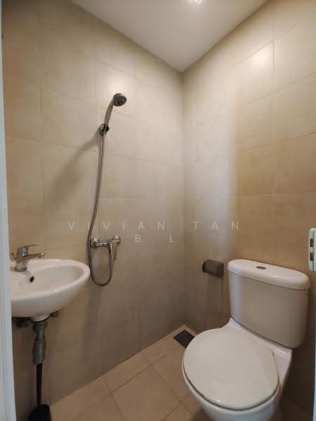 Parvis, 18 Holland Hill, Tanglin / Holland / Bukit Timah, 3 Bedrooms, 1,701 sqft, Condominium For Rent, by Vivian Tan B L, 11406805 - Bathroom - PropertyGuru.com.sg