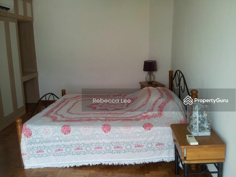 big enough to fit 2 beds