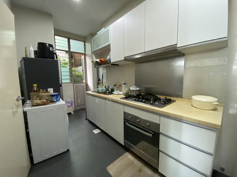 Crystal Heights, 75 Pasir Panjang Hill, 2 Bedrooms, 1,206 sqft, Condominium For Rent, by Lai Kong Fei, 1144609 - PropertyGuru.com.sg