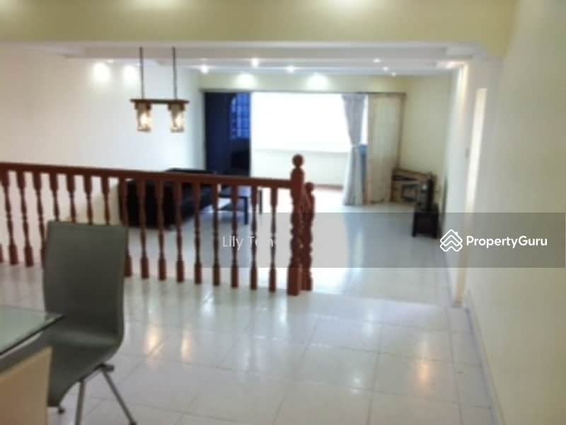 SPLIT DINING, LIVING & BIG BALCONY