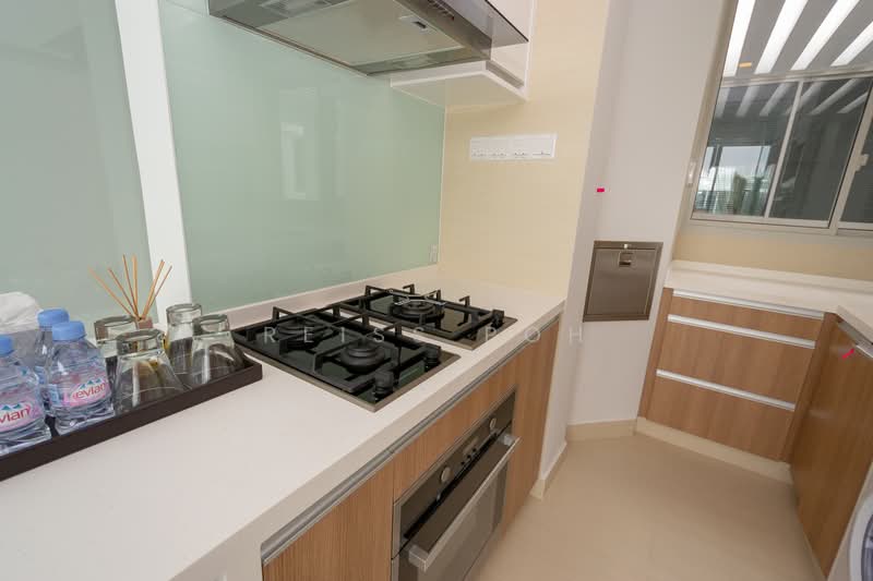 Floridian, 965 Bukit Timah Road, 2 Bedrooms, 958 sqft, Condominium For Rent, by Reiss Poh, 11456476 - PropertyGuru.com.sg