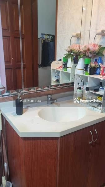 Simsville, 2 Geylang East Avenue 2, 3 Bedrooms, 1,249 sqft, Condominium For Rent, by Asif Ramjoo, 11565405 - PropertyGuru.com.sg