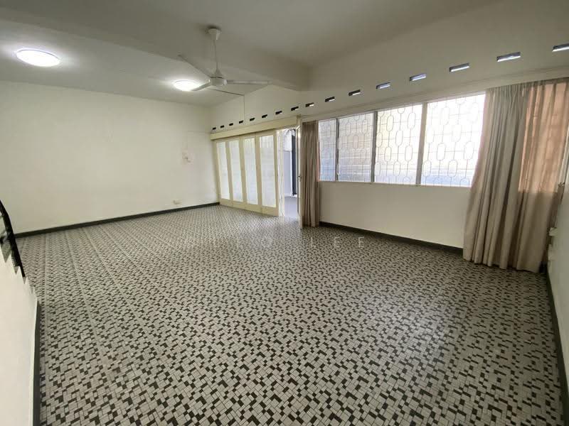 Chun Tin Road, Chun Tin Road, Clementi Park / Upper Bukit Timah, 3 Bedrooms, 1,800 sqft, Terraced House For Rent, by Cleo Lee, 11885278 - PropertyGuru.com.sg