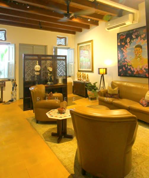 Everton Road, Everton Rd, 4 Bedrooms, 3,500 sqft, Conservation House For Rent, by Renee Lim, 11935298 - Living room - PropertyGuru.com.sg