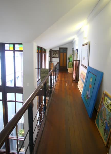 Everton Road, Everton Rd, 4 Bedrooms, 3,500 sqft, Conservation House For Rent, by Renee Lim, 11935298 - Level 3 walkway - PropertyGuru.com.sg