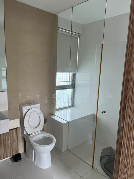 Trevista, 25 Lorong 3 Toa Payoh, 2 Bedrooms, 861 sqft, Condominium For Rent, by Samuel Ngiam Thong Yeap, 11948346 - Ensuite bath room  - PropertyGuru.com.sg
