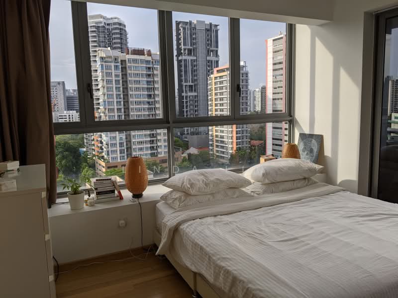 Oxford Suites, 21 Oxford Road, 2 Bedrooms, 893 sqft, Apartment For Rent, by Linda Lin, 12027826 - Master Bedroom - PropertyGuru.com.sg