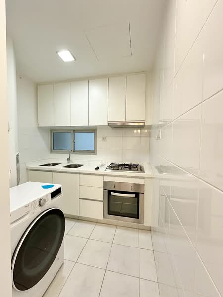 The Stellar, 6 West Coast Road, 3 Bedrooms, 947 sqft, Condominium For Rent, by Serene Tey, 12059415 - PropertyGuru.com.sg