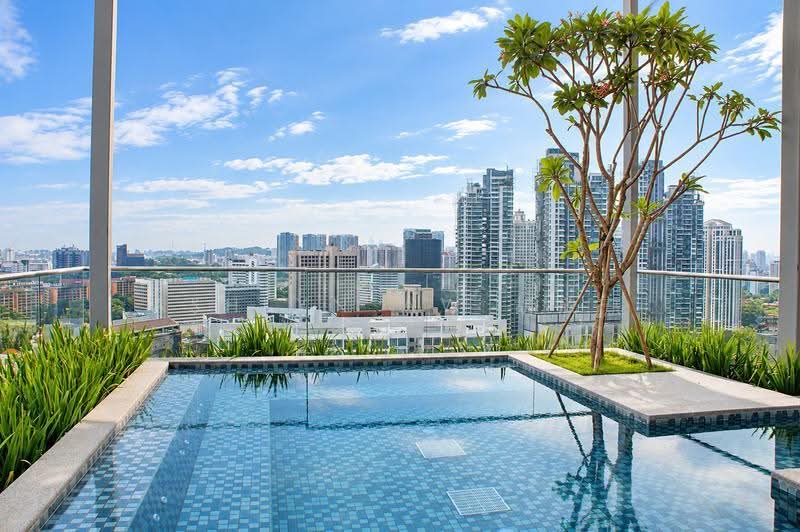 The Wharf Residence, 15 Tong Watt Road, Orchard / River Valley, 2 Bedrooms, 1,012 sqft, Condominium For Rent, by Ashlyn Aw 胡欣慧, 12087880 - Sky Terrace Pool - PropertyGuru.com.sg