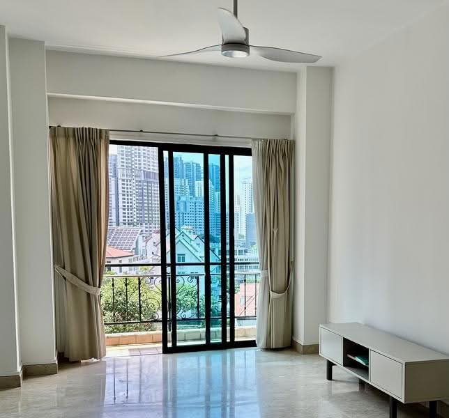 The Anchorage, 370H Alexandra Road, Alexandra / Commonwealth, 4 Bedrooms, 1,830 sqft, Condominium For Sale, by Jeffrey Cheow, 12144468 - Balcony - PropertyGuru.com.sg