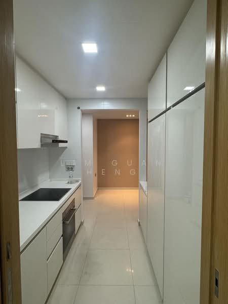 One Shenton, 1 Shenton Way, 1 Bedroom, 592 sqft, Condominium For Rent, by Lim Guan Heng, 12518978 - PropertyGuru.com.sg
