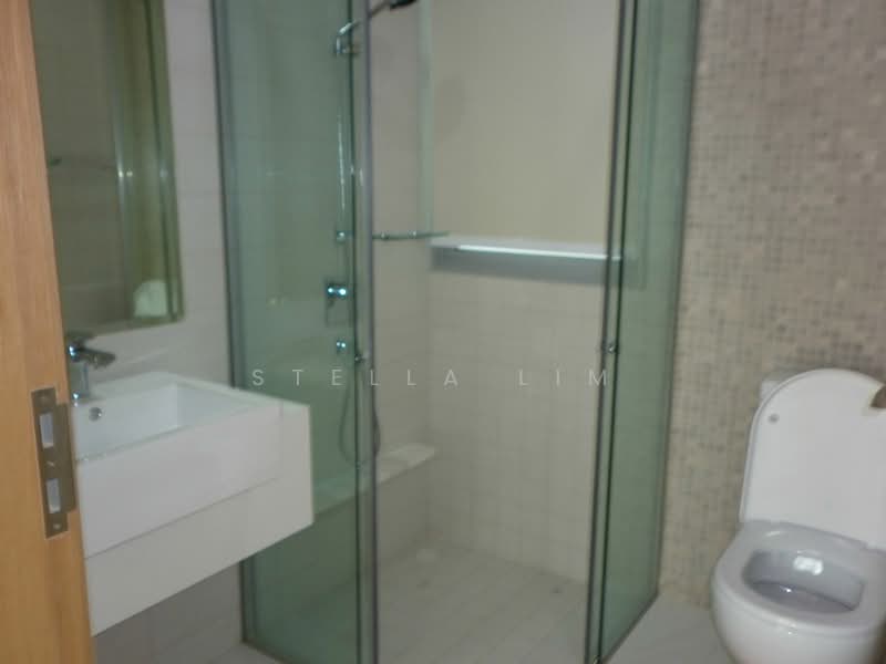 One Devonshire, 1 Devonshire Road, 3 Bedrooms, 1,280 sqft, Condominium For Rent, by Stella Lim, 12568646 - common bathroom - PropertyGuru.com.sg