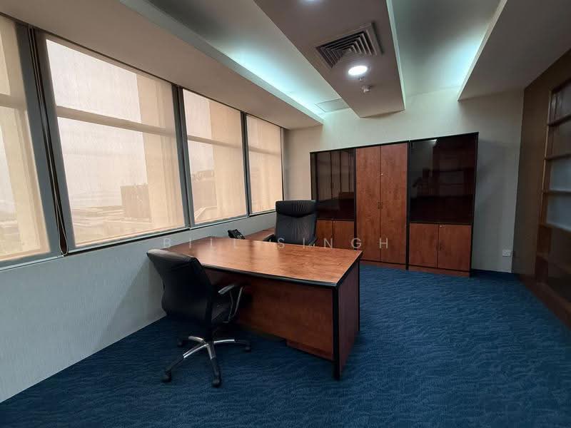 Peninsula Plaza, North Bridge Rd, City Hall / Clarke Quay, 2,379 sqft, Office For Rent, by Bill Singh, 1257977 - Study - CommercialGuru.com.sg
