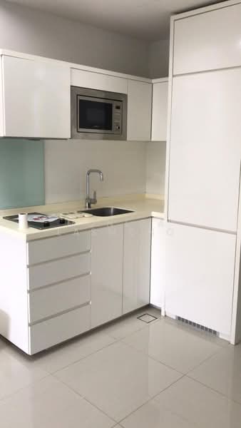 Siglap V, 2 First Street, 1 Bedroom, 517 sqft, Condominium For Sale, by Monica Lasmono, 12605172 - PropertyGuru.com.sg