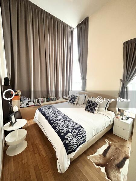 Some of the deco belongs to tenant