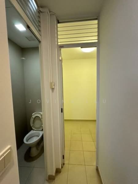 Trilight, 9 Newton Road, 3 Bedrooms, 2,099 sqft, Condominium For Rent, by Jovina Lau, 12715163 - PropertyGuru.com.sg
