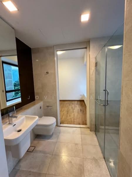 Trilight, 9 Newton Road, 3 Bedrooms, 2,099 sqft, Condominium For Rent, by Jovina Lau, 12715163 - PropertyGuru.com.sg