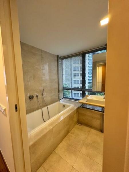 Trilight, 9 Newton Road, 3 Bedrooms, 2,099 sqft, Condominium For Rent, by Jovina Lau, 12715163 - PropertyGuru.com.sg