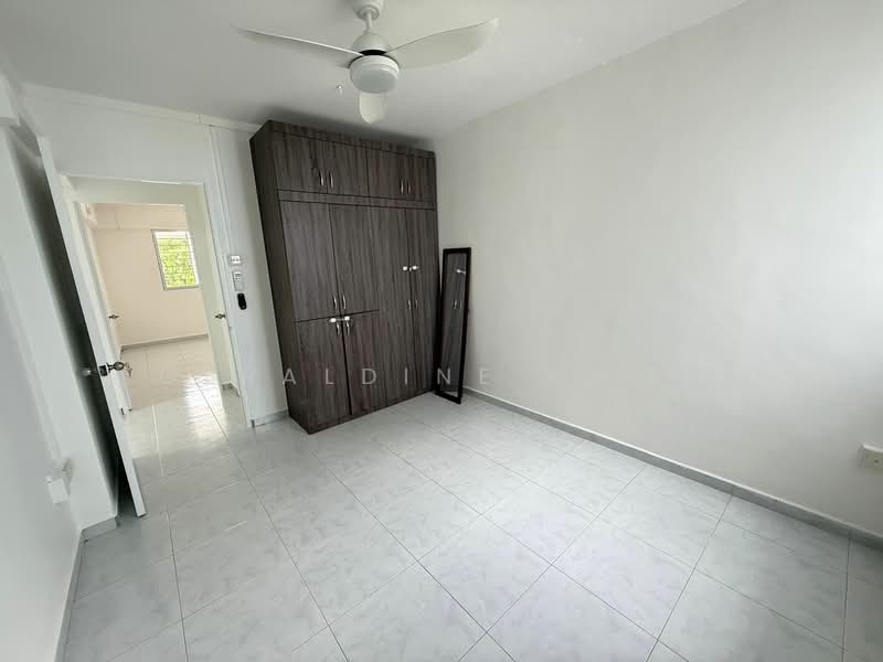 701 Bedok Reservoir Road, 701 Bedok Reservoir Road, 2 Bedrooms, 680 sqft, HDB Flat For Rent, by Geraldine Kwok, 12746880 - PropertyGuru.com.sg