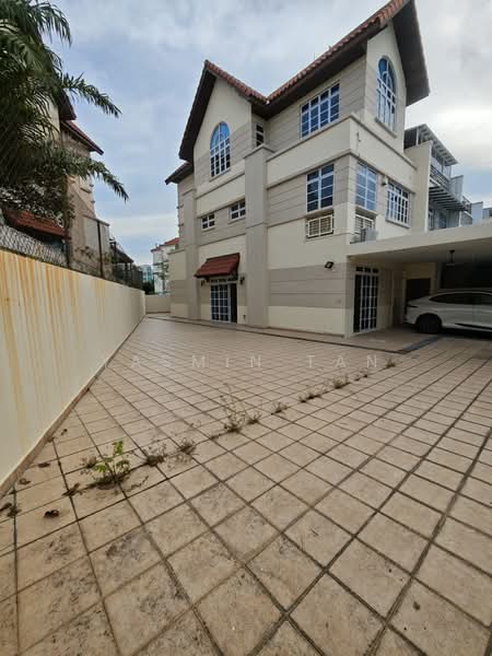 Mariam Walk, , 4 Bedrooms, 3,100 sqft, Terraced House For Rent, by Yasmin Tan, 12844377 - PropertyGuru.com.sg
