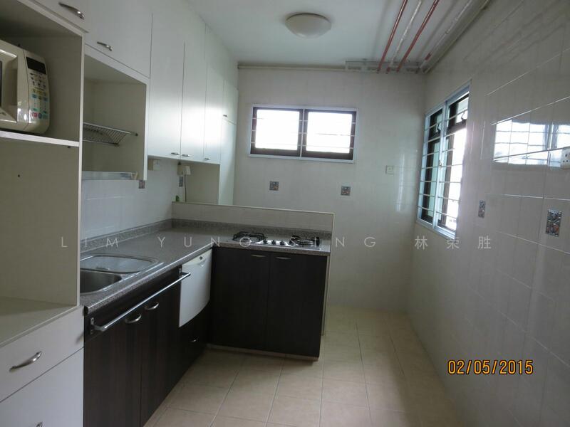 17 Dover Crescent, 17 Dover Crescent, 2 Bedrooms, 1,000 sqft, HDB Flat For Rent, by Robert Lim Yung Sing 林榮燊, 12885293 - Kitchen - PropertyGuru.com.sg