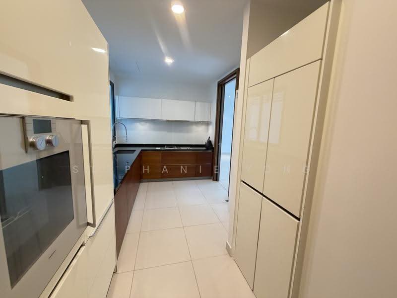 Volari, 12 Balmoral Road, Tanglin / Holland / Bukit Timah, 2 Bedrooms, 1,324 sqft, Apartment For Rent, by Stephanie Yong, 12922606 - Kitchen - PropertyGuru.com.sg