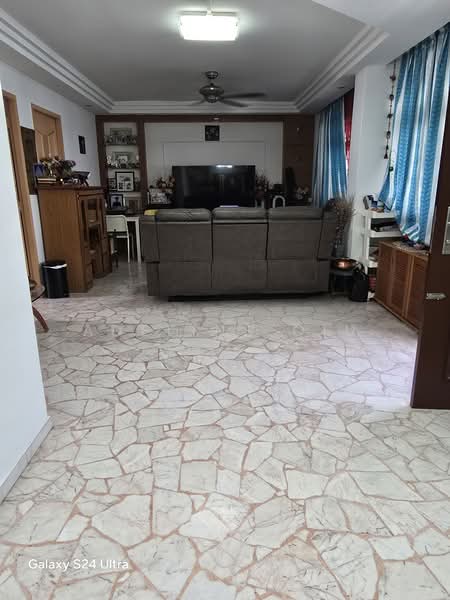 blk 518 choa chu kang st 51, 518 blk 518 Chao Chu Kang st 51, 2 Bedrooms, 1,119 sqft, HDB Flat For Rent, by Adeline Qiu, 13012548 - PropertyGuru.com.sg