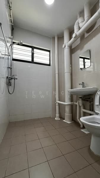 138 Lorong Ah Soo, 138 Lorong Ah Soo, 3 Bedrooms, 1,420 sqft, HDB Flat For Rent, by Terence Low K K, 13029831 - PropertyGuru.com.sg
