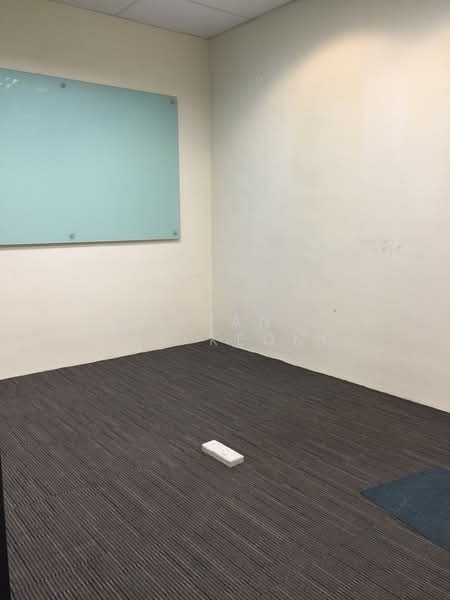 Cendex Centre, 120 Lower Delta Road, 1,098 sqft, Light Industrial (B1) For Sale, by Jonathan Tan Say Keong, 13048831 - CommercialGuru.com.sg