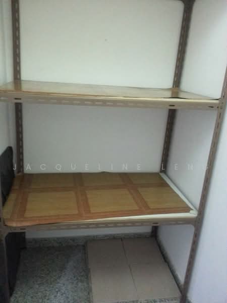 394 Bukit Batok West Avenue 5, 394 Bukit Batok West Avenue 5, 3 Bedrooms, 1,300 sqft, HDB Flat For Rent, by Jacqueline Leng, 13111734 - Storeroom - PropertyGuru.com.sg