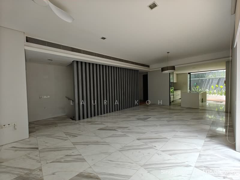 Illoura, 861 Old Holland Road, 5 Bedrooms, 4,250 sqft, Cluster House For Rent, by Laura Koh, 13137291 - PropertyGuru.com.sg