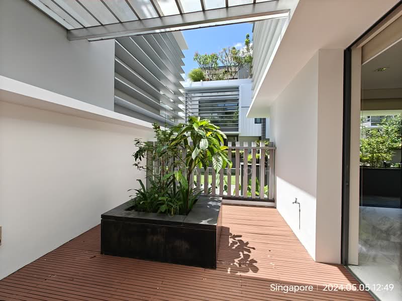 Illoura, 861 Old Holland Road, 5 Bedrooms, 4,250 sqft, Cluster House For Rent, by Laura Koh, 13137291 - PropertyGuru.com.sg