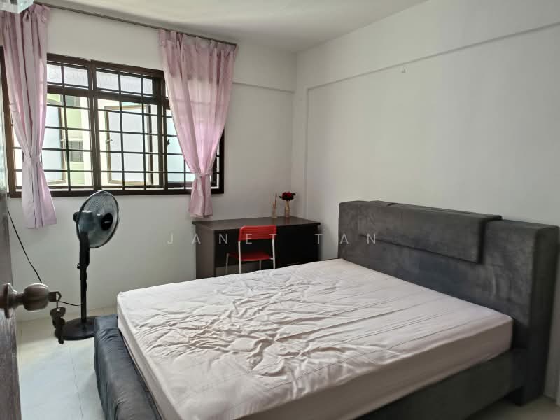 333 Serangoon Avenue 3, 333 Serangoon Avenue 3, 3 Bedrooms, 904 sqft, HDB Flat For Rent, by Janet Tan, 13142367 - PropertyGuru.com.sg