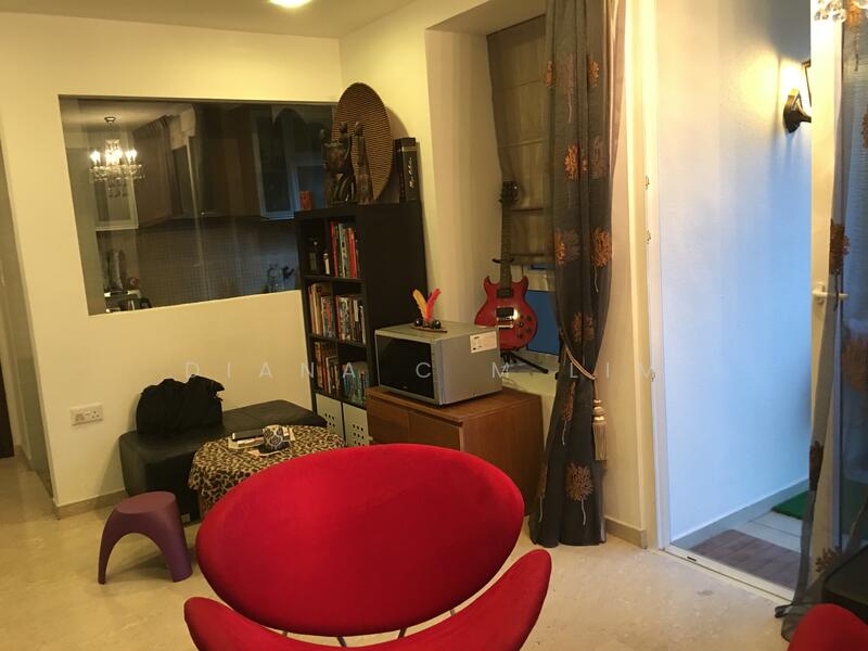 This photo on Dining area for illustration only