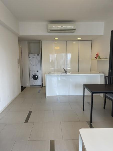 Newton Suites, 60 Newton Road, Newton / Novena, 2 Bedrooms, 797 sqft, Apartment For Rent, by Joyce Tan, 13306082 - PropertyGuru.com.sg