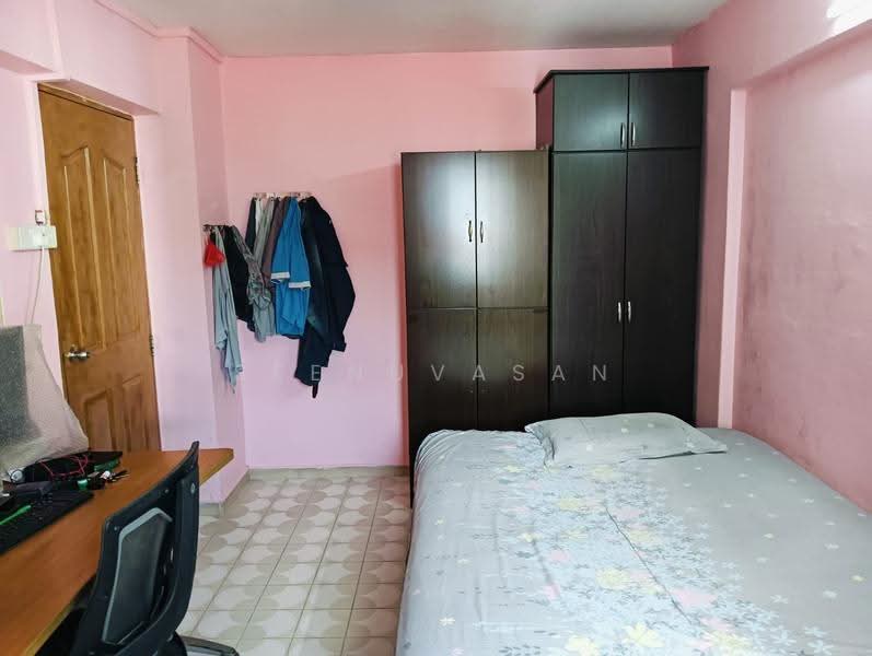 301 Jurong East Street 32, 301 Jurong East Street 32, Boon Lay / Jurong / Tuas, Room Rental, 200 sqft, HDB Flat For Rent, by Seenuvasan Balamurugan (Bala), 13311511 - Bedroom - PropertyGuru.com.sg