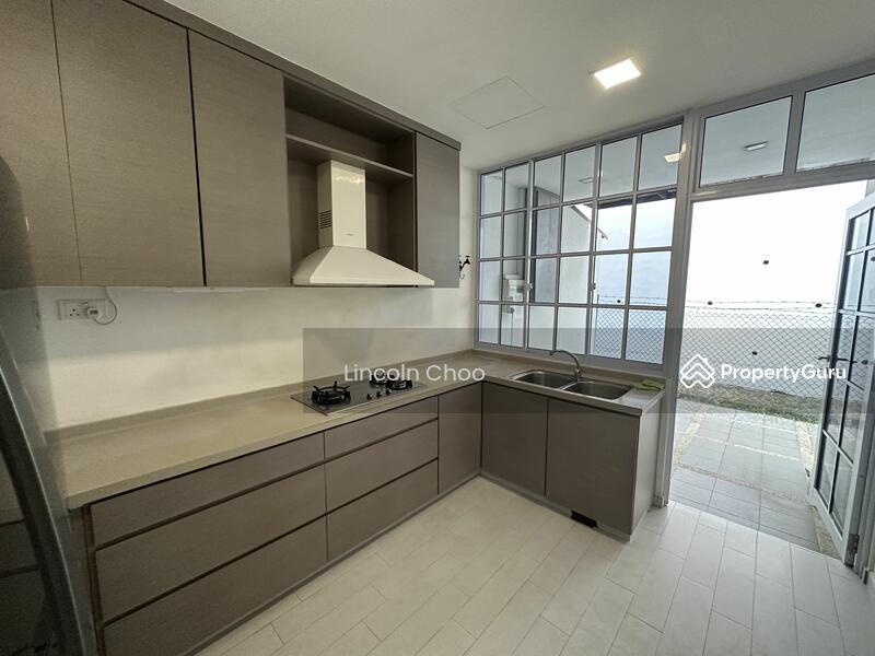 For Rent - Mayflower Road