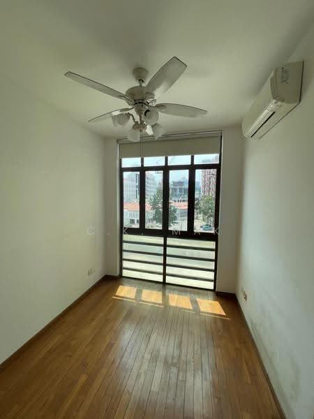 Niven Loft, 70 Niven Road, Orchard / River Valley, 3 Bedrooms, 2,066 sqft, Apartment For Rent, by C.K. Mak, 13426576 - PropertyGuru.com.sg