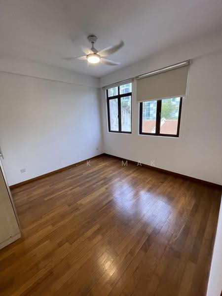 Niven Loft, 70 Niven Road, Orchard / River Valley, 3 Bedrooms, 2,066 sqft, Apartment For Rent, by C.K. Mak, 13426576 - PropertyGuru.com.sg