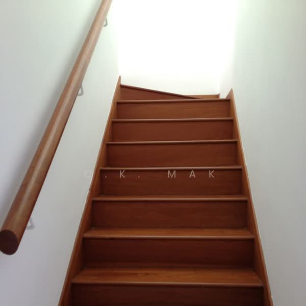 Niven Loft, 70 Niven Road, 3 Bedrooms, 2,066 sqft, Apartment For Rent, by C.K. Mak, 13426576 - PropertyGuru.com.sg