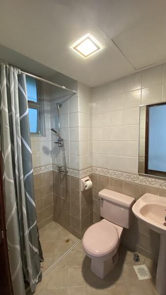 For Rent - Pinetree Condo