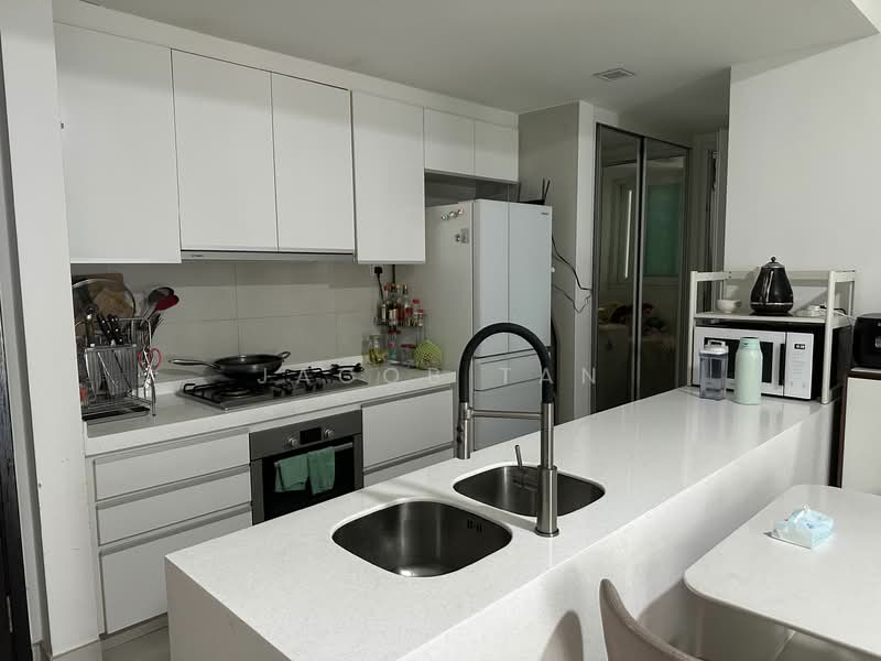 The Rochester Residences, 33 Rochester Drive, 2 Bedrooms, 1,216 sqft, Apartment For Rent, by Jacob Tan, 13553819 - PropertyGuru.com.sg