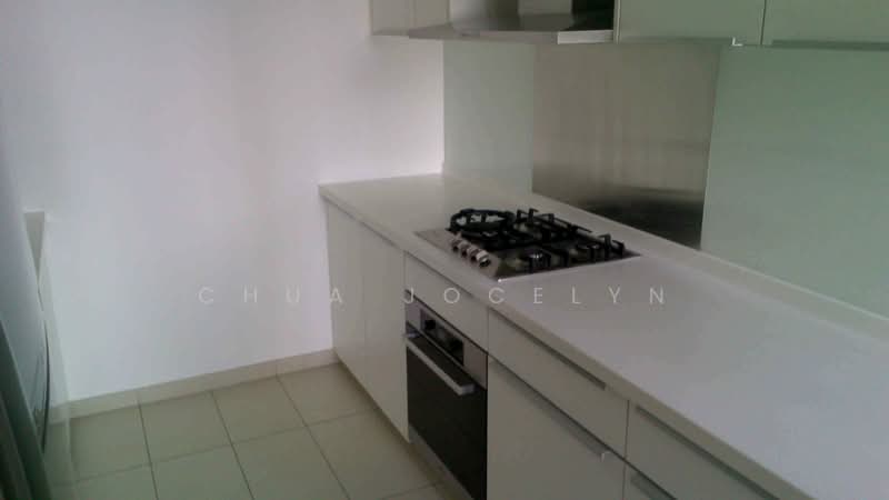 Trilight, 9 Newton Road, 3 Bedrooms, 2,100 sqft, Condominium For Rent, by Chua Jocelyn, 13575162 - Kitchen - PropertyGuru.com.sg