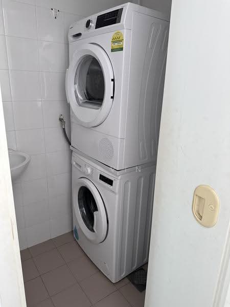 Costa Del Sol, 68 Bayshore Road, Bedok / Upper East Coast, 3 Bedrooms, 1,345 sqft, Condominium For Rent, by Kevin Teng, 13578502 - Washer & dryer - PropertyGuru.com.sg
