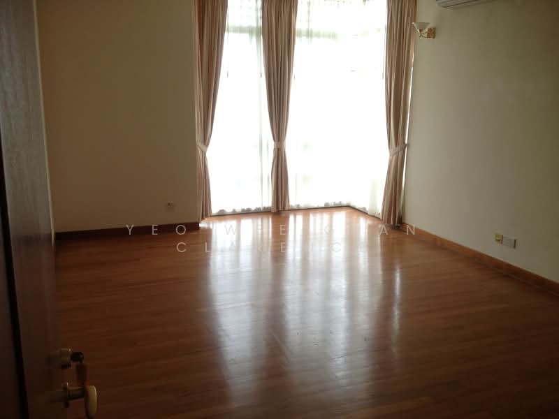Scotts 28, 28 Scotts Road, 3 Bedrooms, 1,636 sqft, Condominium For Rent, by Yeo Wee Guan Clarence, 13637102 - Huge Master Room - PropertyGuru.com.sg