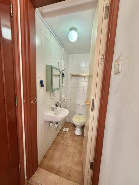 For Rent - Emerald Garden